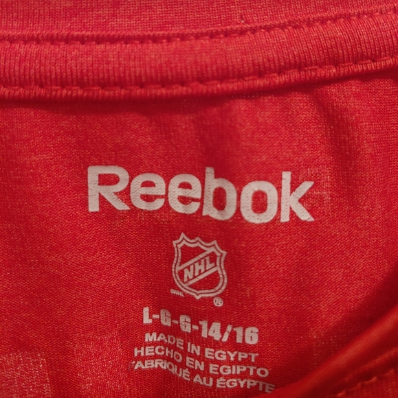 Patrick Kane #88 Chicago Blackhawks  Chief Head Logo Premier Red Jersey Tee - Picture 9 of 9